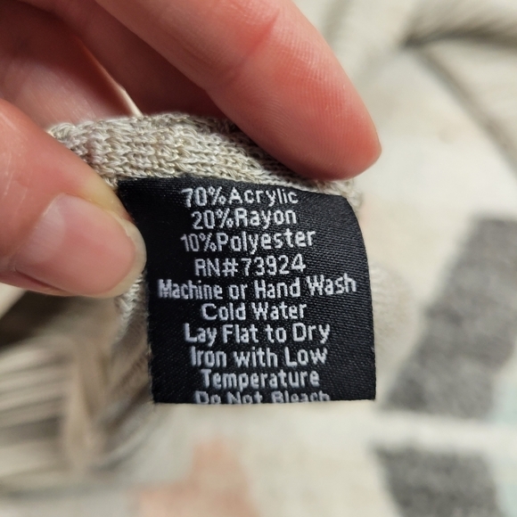 Mosook Beige Knit Sweater Cardigan Zip Size Medium - Picture 7 of 7